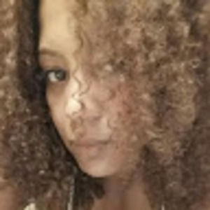 Meet your Posher, Ahsha